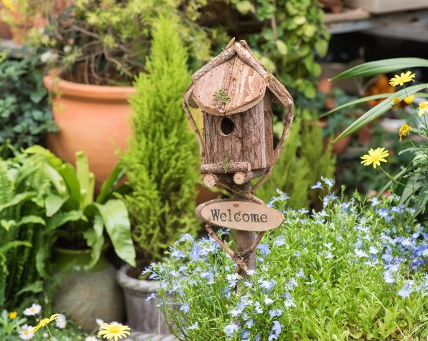 recycled wood birdhouse